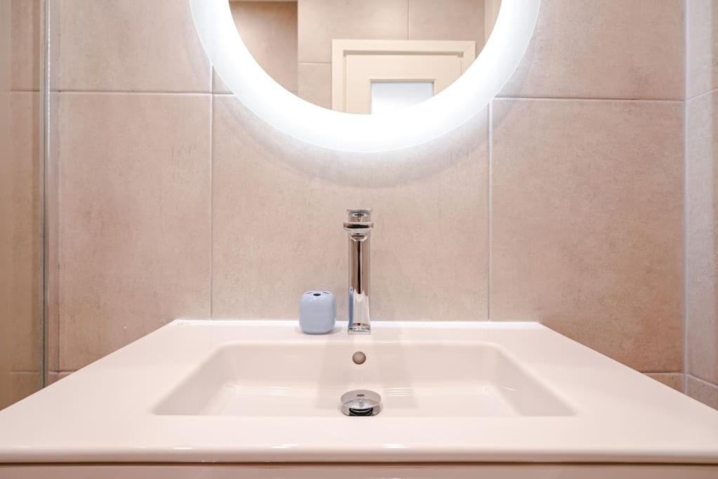 Syntagma Square, 60sqm Dream Apartment *