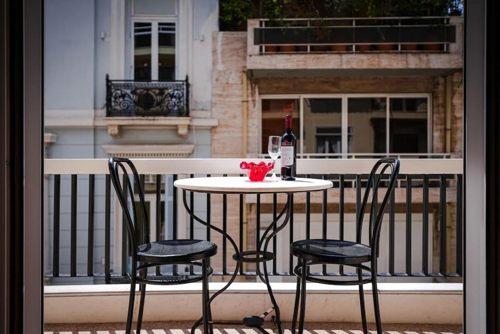 Syntagma Square, 60sqm Dream