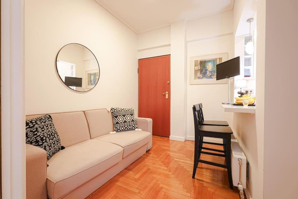 Apartment Syntagma Square, 60sqm Dream *